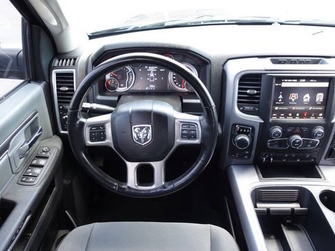 Used 2022 RAM 1500 Classic SLT w/ Electronics Convenience Group AWD/4WD image 41