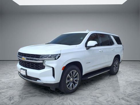 Used 2024 Chevrolet Tahoe LS w/ Driver Alert Package image 3