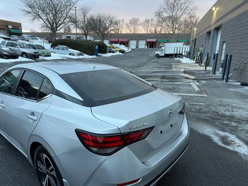 Used 2021 Nissan Sentra SV w/ Trunk Package image 5