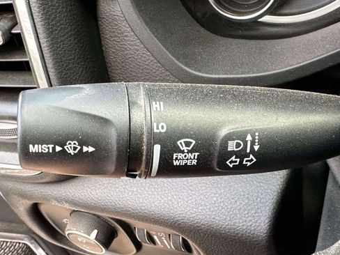 Used 2022 RAM 1500 Laramie image 21