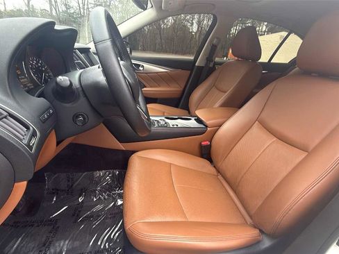 Used 2023 INFINITI Q50 Luxe w/ Cargo Package image 10