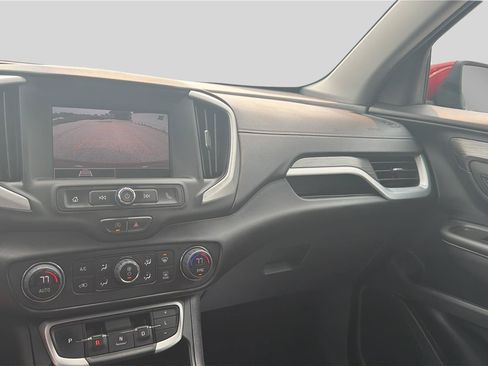 Used 2023 GMC Terrain SLE w/ Driver Convenience Package AWD/4WD image 12