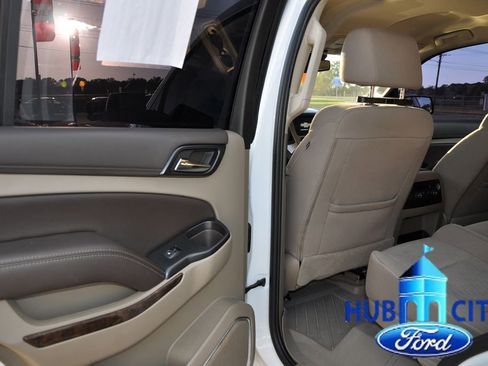 Used 2019 Chevrolet Tahoe LS w/ Enhanced Driver Alert Package image 13