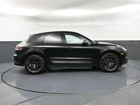 Certified 2023 Porsche Macan Turbo AWD/4WD image 9
