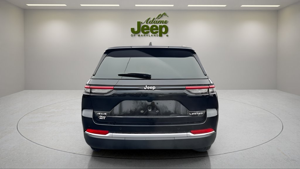New 2026 Jeep Grand Cherokee Limited w/ Trailer Tow Package AWD/4WD image 12
