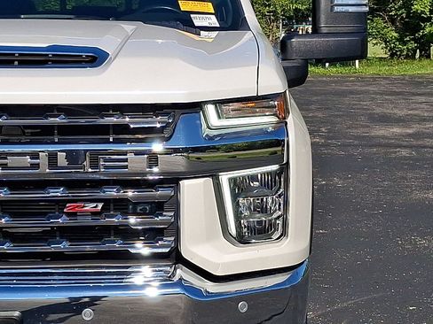 Used 2021 Chevrolet Silverado 3500 LTZ w/ LTZ Plus Package AWD/4WD image 28