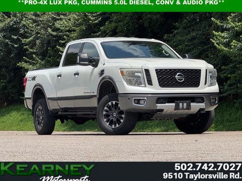 Used 2016 Nissan Titan PRO-4X w/ Pro-4x Convenience Package AWD/4WD image 1