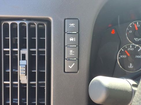 New 2026 GMC Savana 2500 w/ Driver Convenience Package image 18