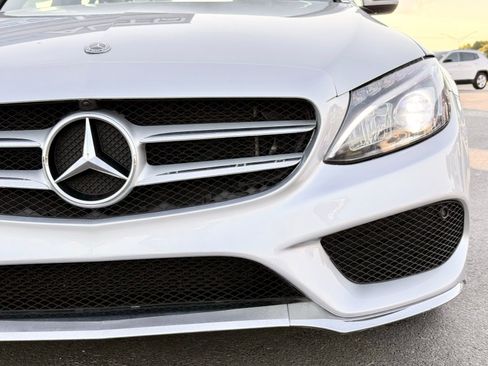 Used 2018 Mercedes-Benz C 300 Sedan image 4