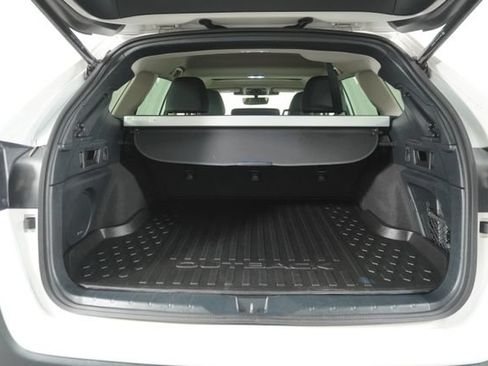 Certified 2025 Subaru Outback Onyx Edition AWD/4WD image 37