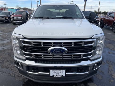 Used 2024 Ford F250 XLT w/ FX4 Off-Road Package image 5