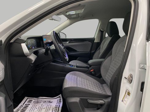 Used 2026 Volkswagen Tiguan S AWD/4WD image 25