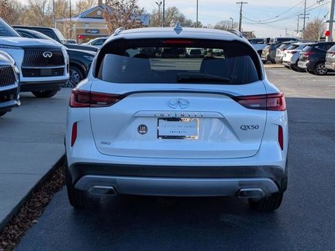 Certified 2025 INFINITI QX50 Luxe image 6