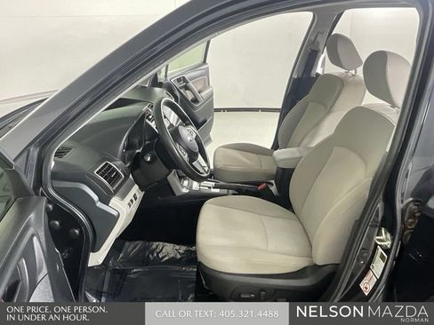 Used 2017 Subaru Forester 2.5i Premium w/ All-Weather Package AWD/4WD image 11