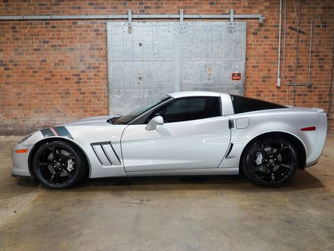 Used 2013 Chevrolet Corvette Grand Sport w/ 2LT Preferred Equipment Group RWD image 10