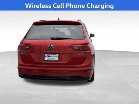 Used 2024 Volkswagen Tiguan SE R-Line image 3