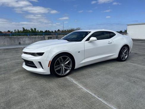 Used 2016 Chevrolet Camaro LT RWD image 18