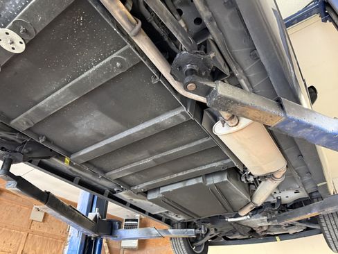 Used 2017 Dodge Grand Caravan SXT FWD image 38