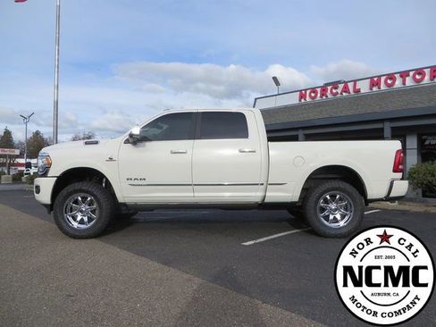 Used 2022 RAM 3500 Limited image 2