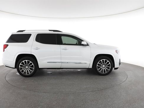 Used 2022 GMC Acadia Denali w/ Denali Ultimate Package image 14