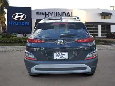 Certified 2023 Hyundai Kona SEL w/ Convenience Package image 5