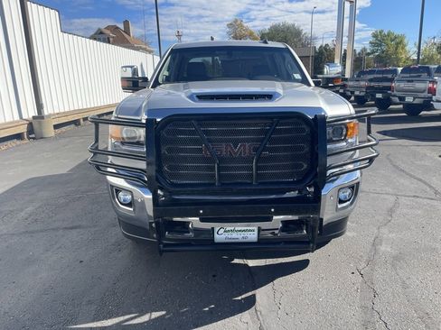 Used 2019 GMC Sierra 3500 SLT w/ Duramax Plus Package image 7