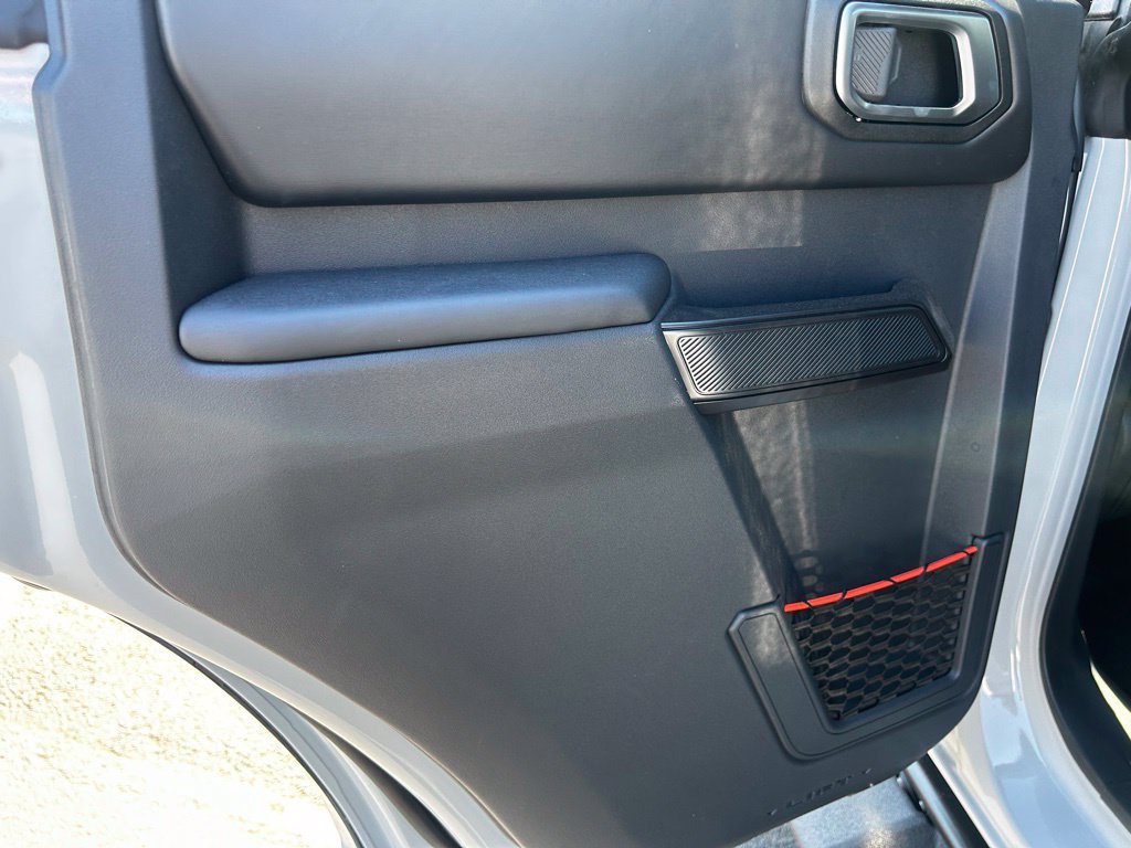 New 2026 Ford Bronco Raptor w/ Interior Carbon Fiber Pack AWD/4WD image 8