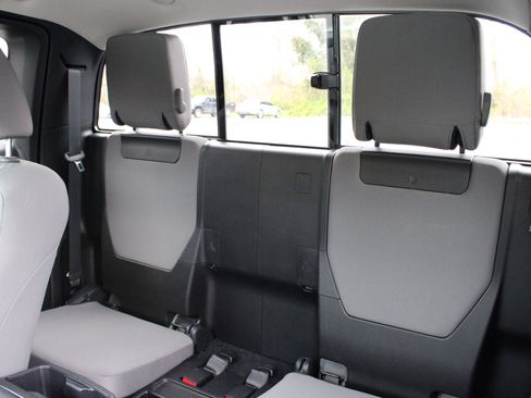 Used 2023 Toyota Tacoma SR image 17