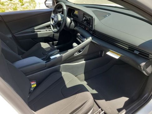 New 2026 Hyundai Elantra Sport FWD image 19