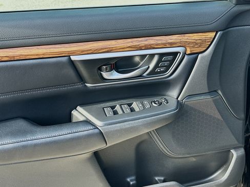 Used 2018 Honda CR-V EX-L image 17