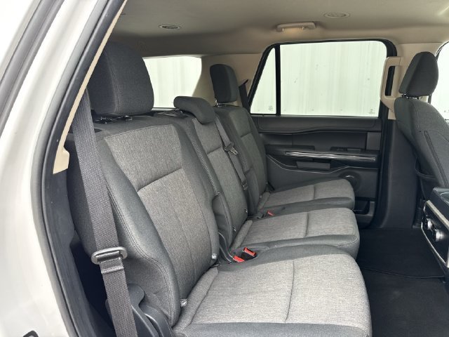 Used 2024 Ford Expedition XLT RWD image 29
