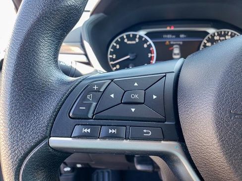 Used 2023 Nissan Altima 2.5 SV image 17