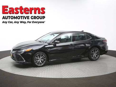Used 2022 Toyota Camry XLE FWD image 57