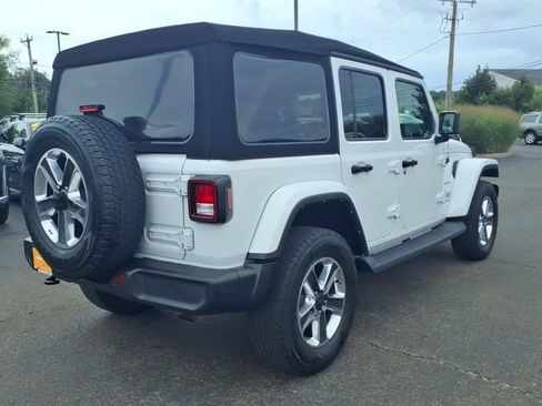 Certified 2022 Jeep Wrangler Unlimited Sahara w/ Cold Weather Group AWD/4WD image 5