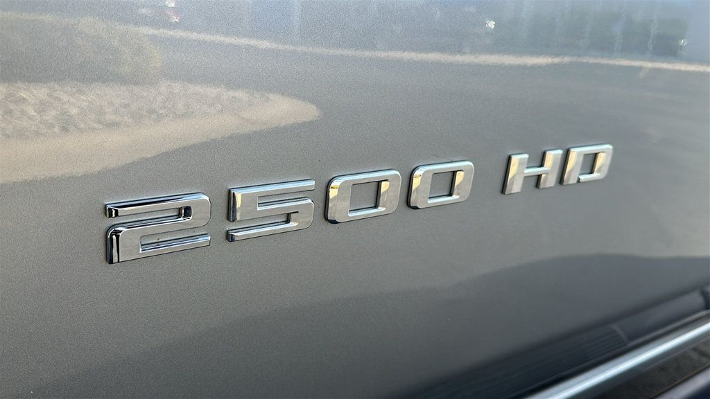 Used 2025 Chevrolet Silverado 2500 Custom AWD/4WD image 14