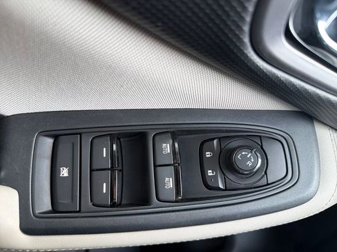 Used 2024 Subaru Forester Premium image 48