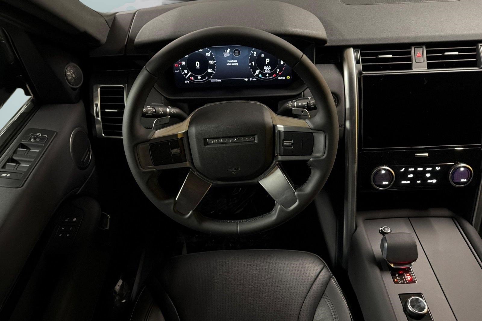 New 2026 Land Rover Discovery S AWD/4WD image 25
