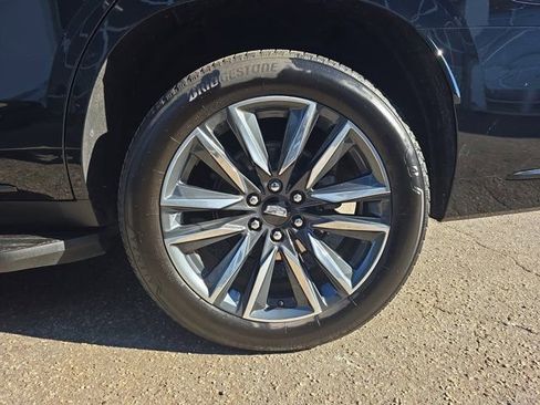 Certified 2023 Cadillac Escalade Sport w/ Touring Package image 33