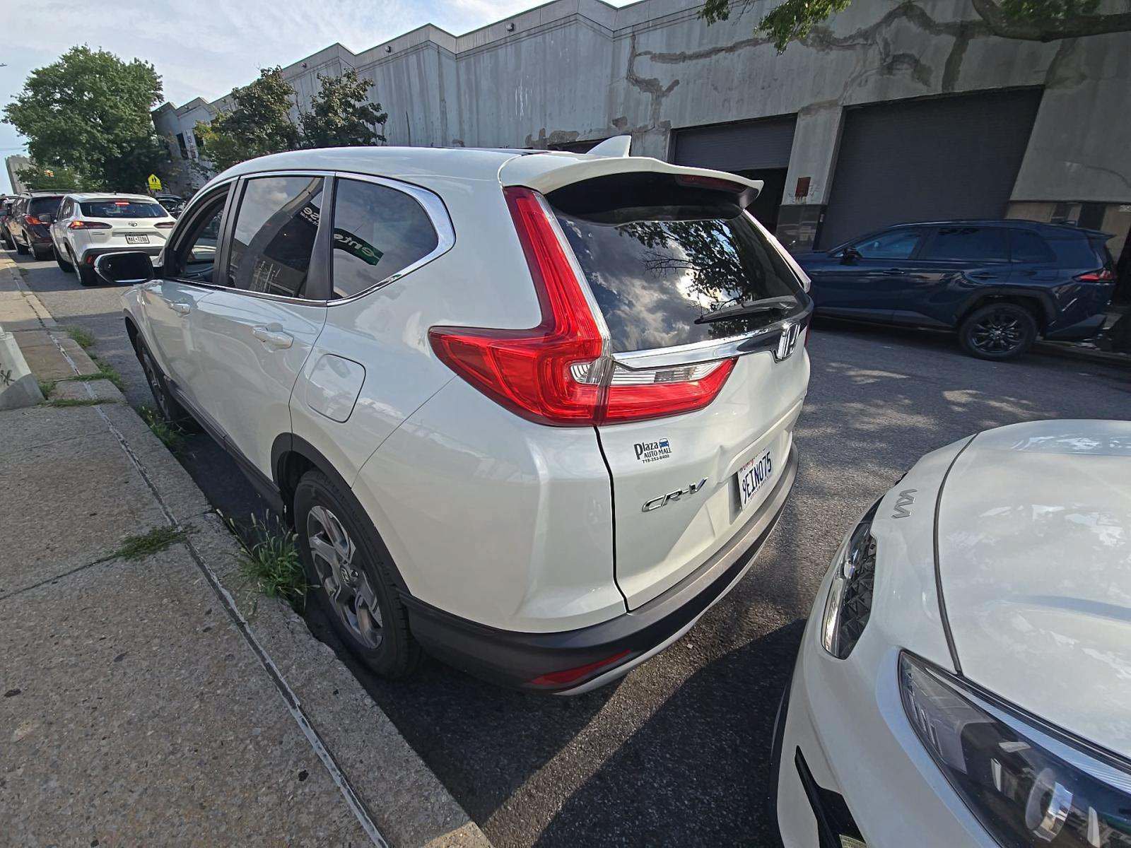 Used 2018 Honda CR-V EX-L image 2