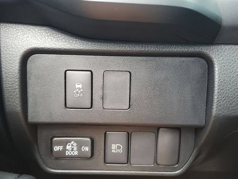Used 2021 Toyota Tacoma SR w/ SR Convenience Package RWD image 28