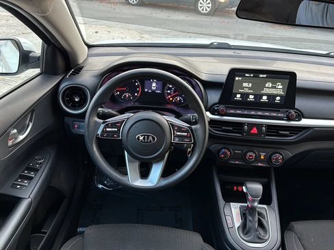 Used 2021 Kia Forte LXS image 25