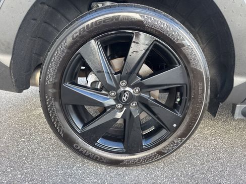 Certified 2024 Hyundai Santa Cruz Night image 9