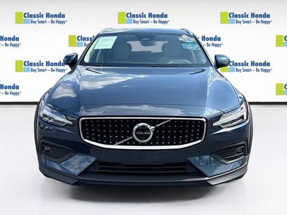 Used 2025 Volvo V60 B5 Cross Country Plus