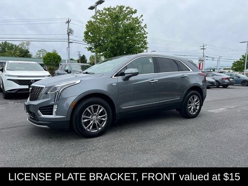 Used 2022 Cadillac XT5 Premium Luxury w/ LPO, Floor Liner Package AWD/4WD image 7