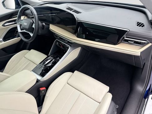 Certified 2025 Audi Q5 Premium Plus w/ Premium Plus AWD/4WD image 16
