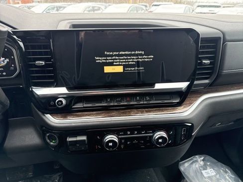 New 2026 GMC Sierra 2500 SLE w/ SLE Value Package; image 25