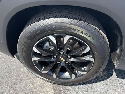 Used 2023 Chevrolet TrailBlazer LT FWD image 30