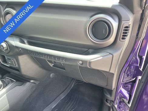 Used 2023 Jeep Wrangler Unlimited Sport AWD/4WD image 24