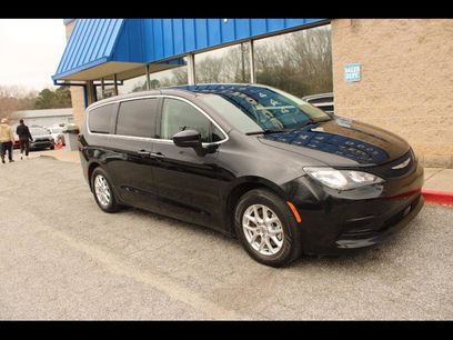 Used 2022 Chrysler Voyager LX