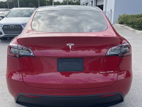 Used 2021 Tesla Model Y Long Range image 6